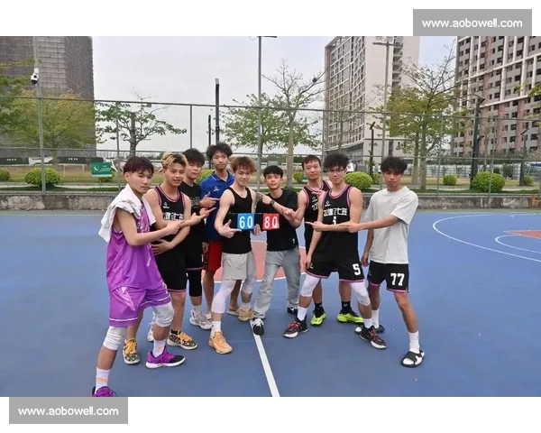 篮球比赛中团队配合的关键要素与策略分析助力提高整体竞技水平 - 副本 - 副本 (2)